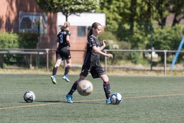 Bild 7 - wBJ SV Henstedt Ulzburg - TuS Rotenhof : Ergebnis: 12:0